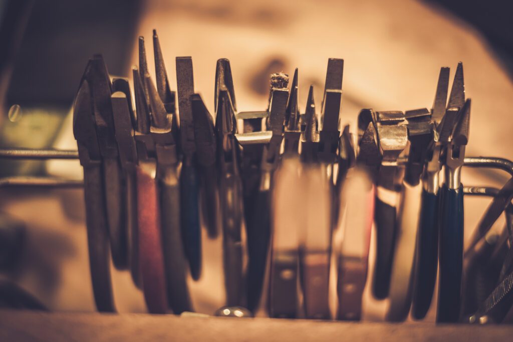 The UK's Best Jewellery Making Tools - Ultimate Wordpress Starter Kit